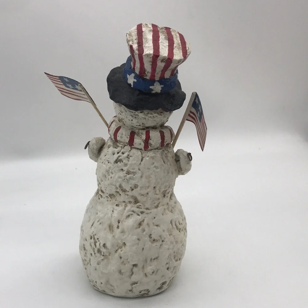Vintage Patriotic Distressed Resin Snowman Figurine Holding American 🇺🇸 - Picture 4 of 8